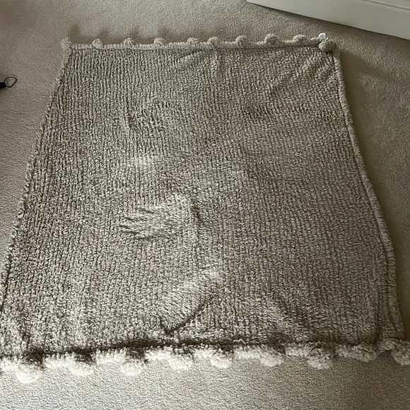 Pottery Barn Sherpa Throw Blanket (Light Khaki) - Picture 2 of 4